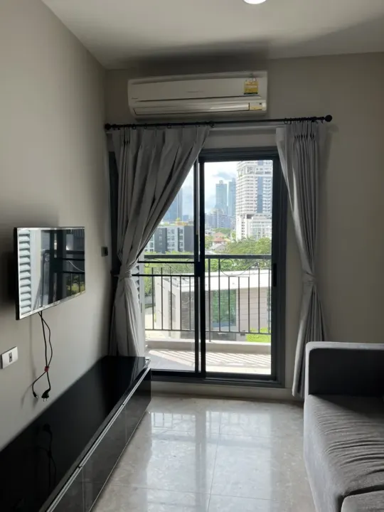Property photos for The Crest Sukhumvit 34