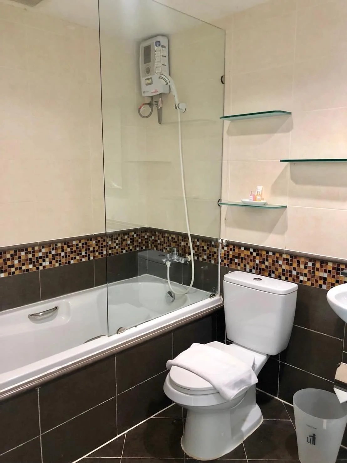 Property photos for The Waterford Sukhumvit 50