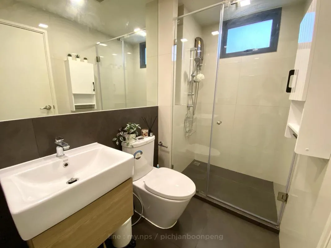 Property photos for Chambers On - nut Station