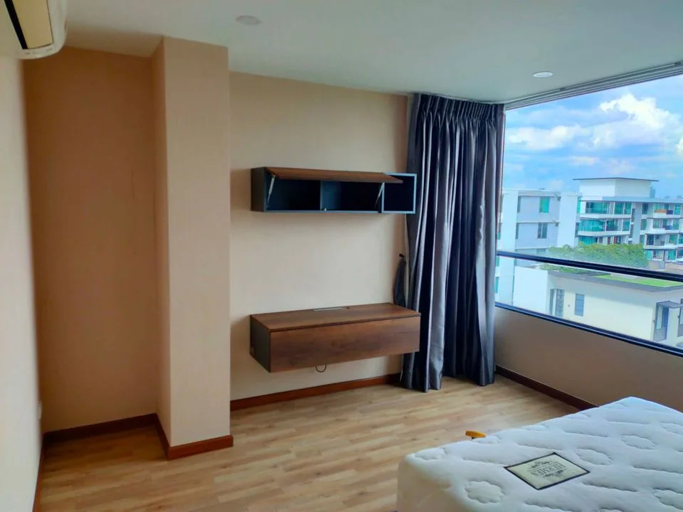 Property photos for D'Rouvre Condominium