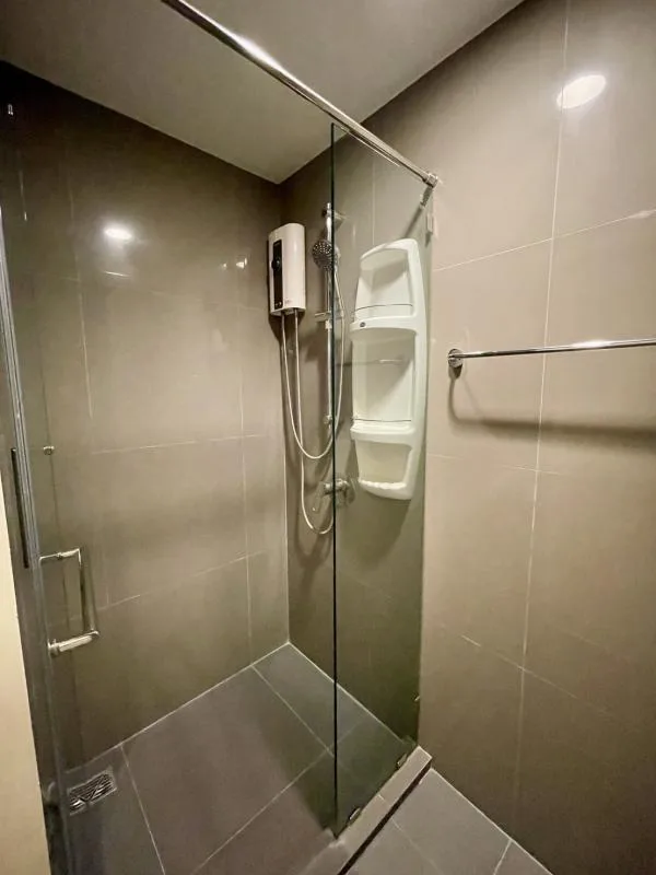 Property photos for The Crest Sukhumvit 34