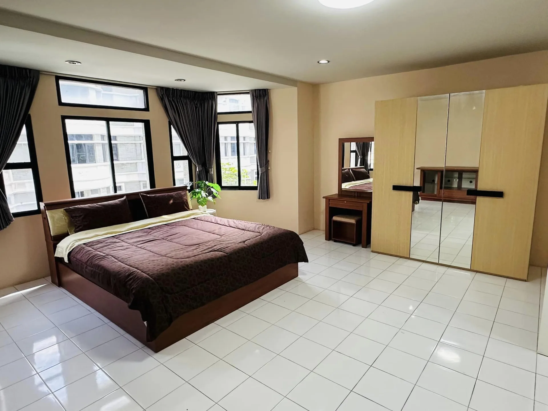 Property photos for Since Chicha