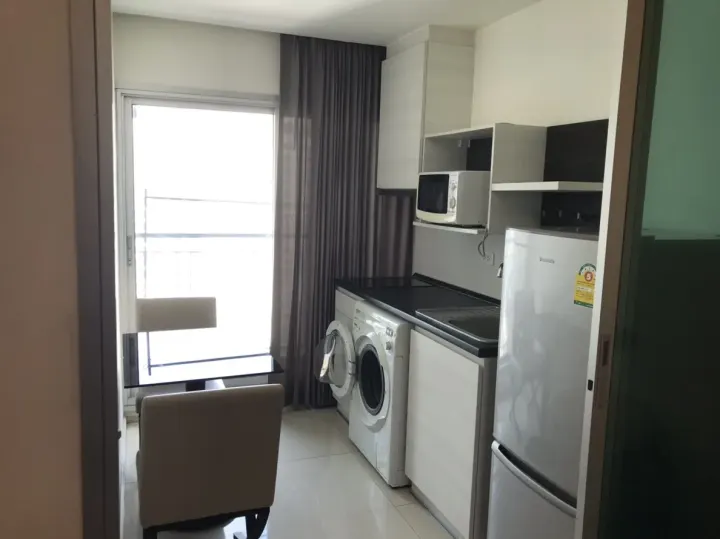 Property photos for Life Ratchadapisek