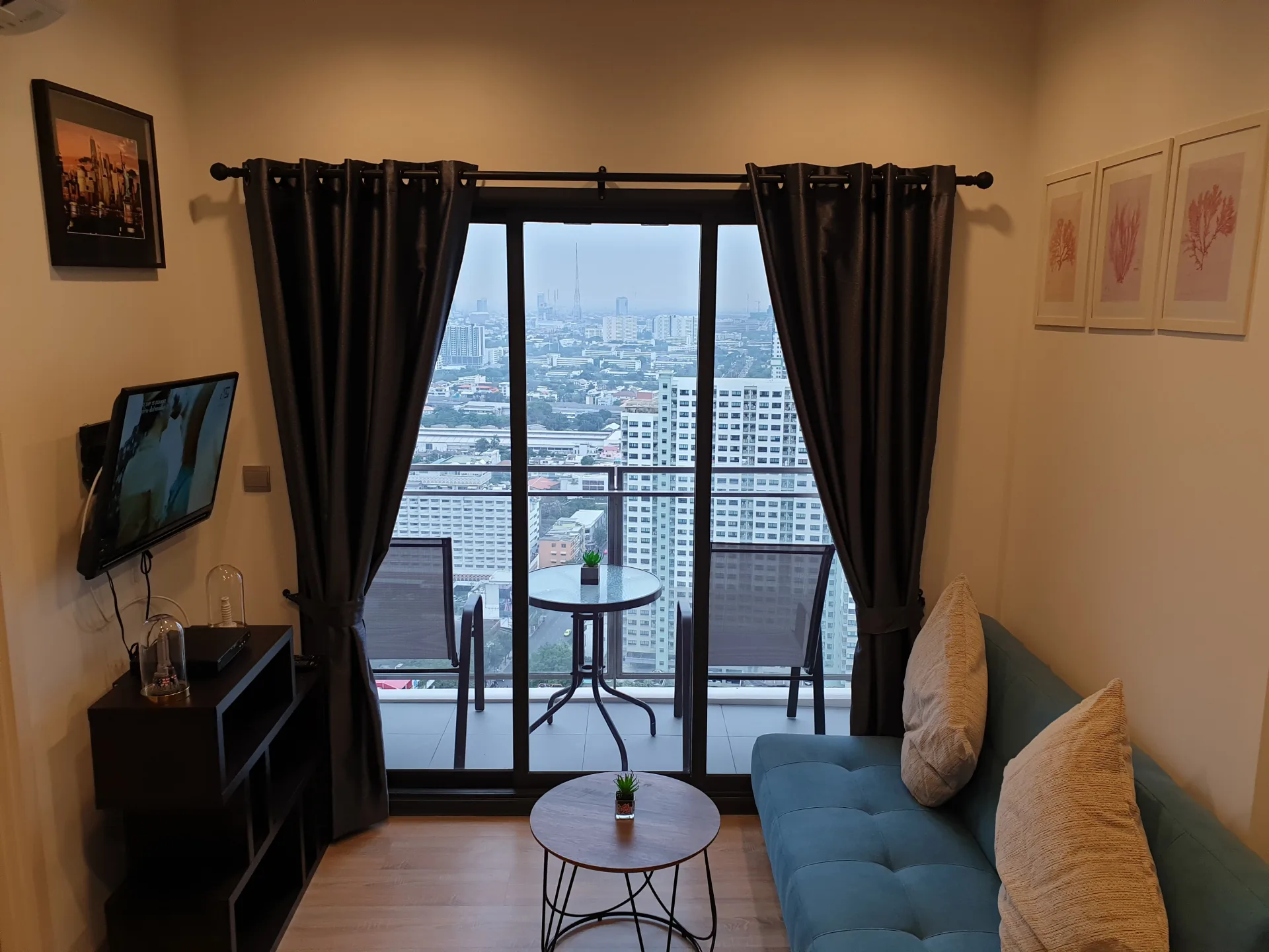 Property photos for THE LINE Phahol - Pradipat