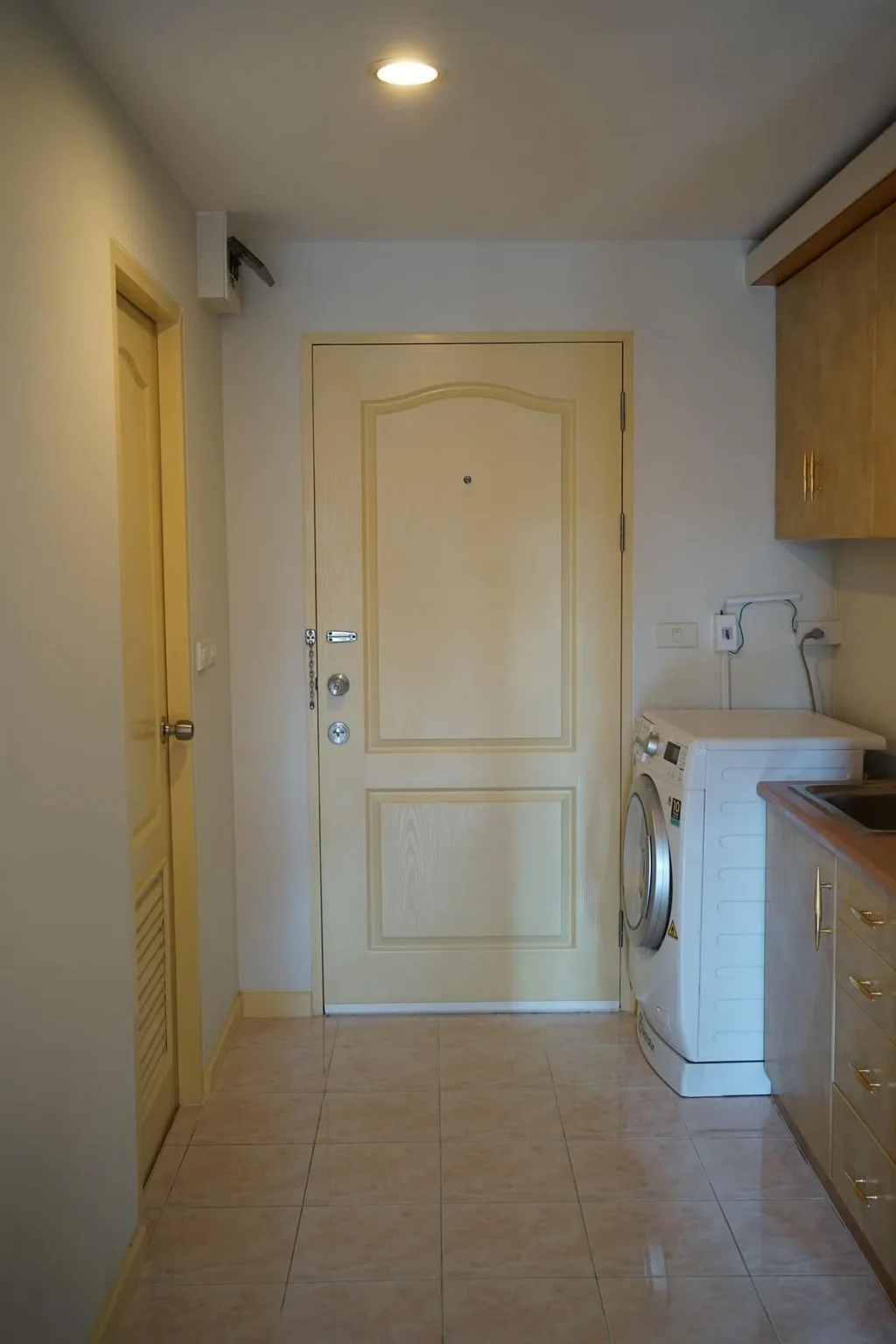 Property photos for Silom Terrace