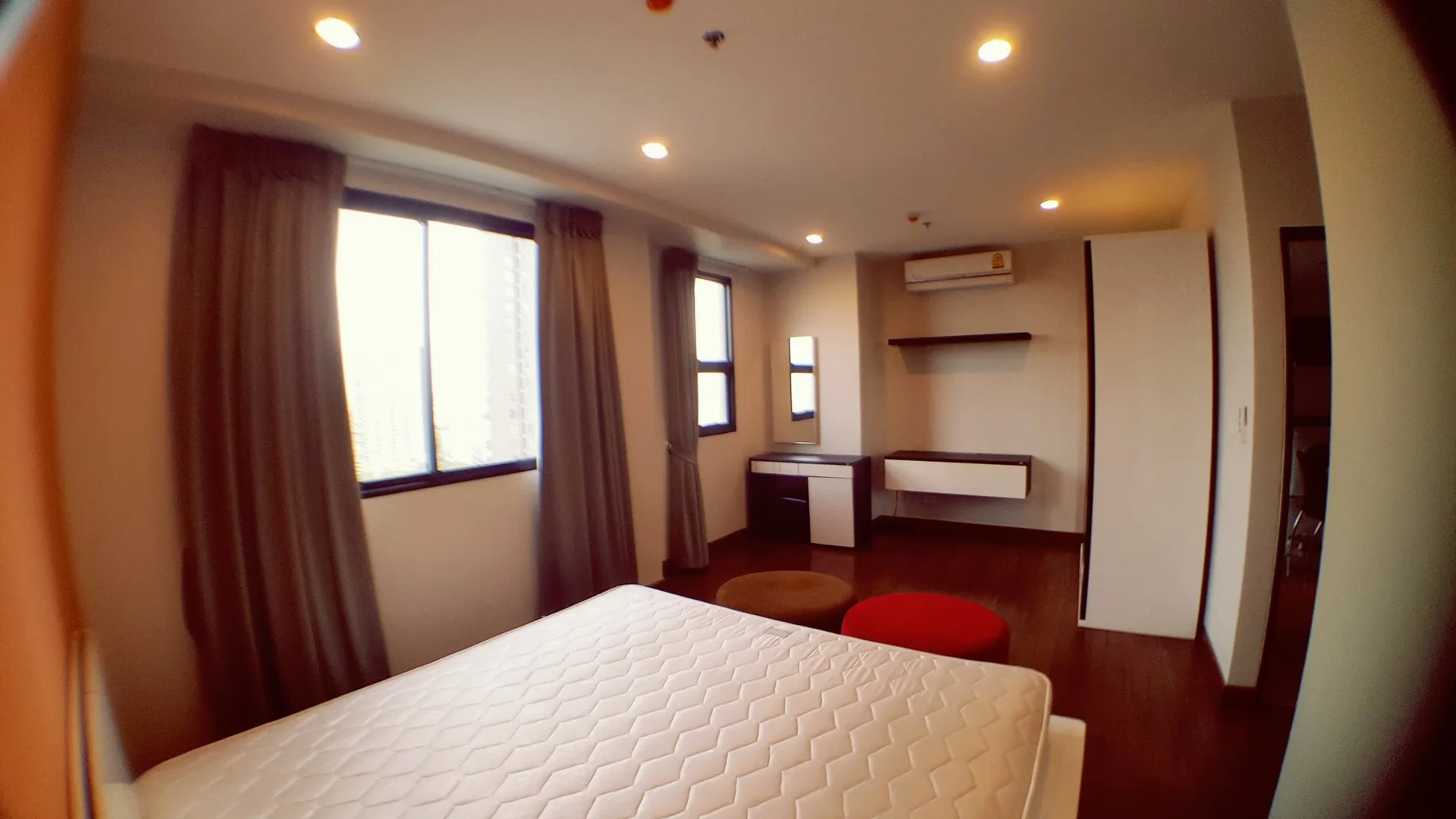 Property photos for Vista Garden