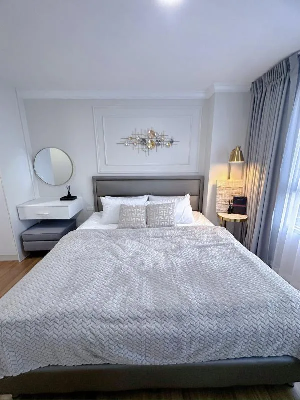 Property photos for The Clover Thonglor