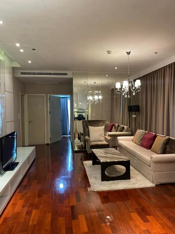 Property photos for Noble Ora