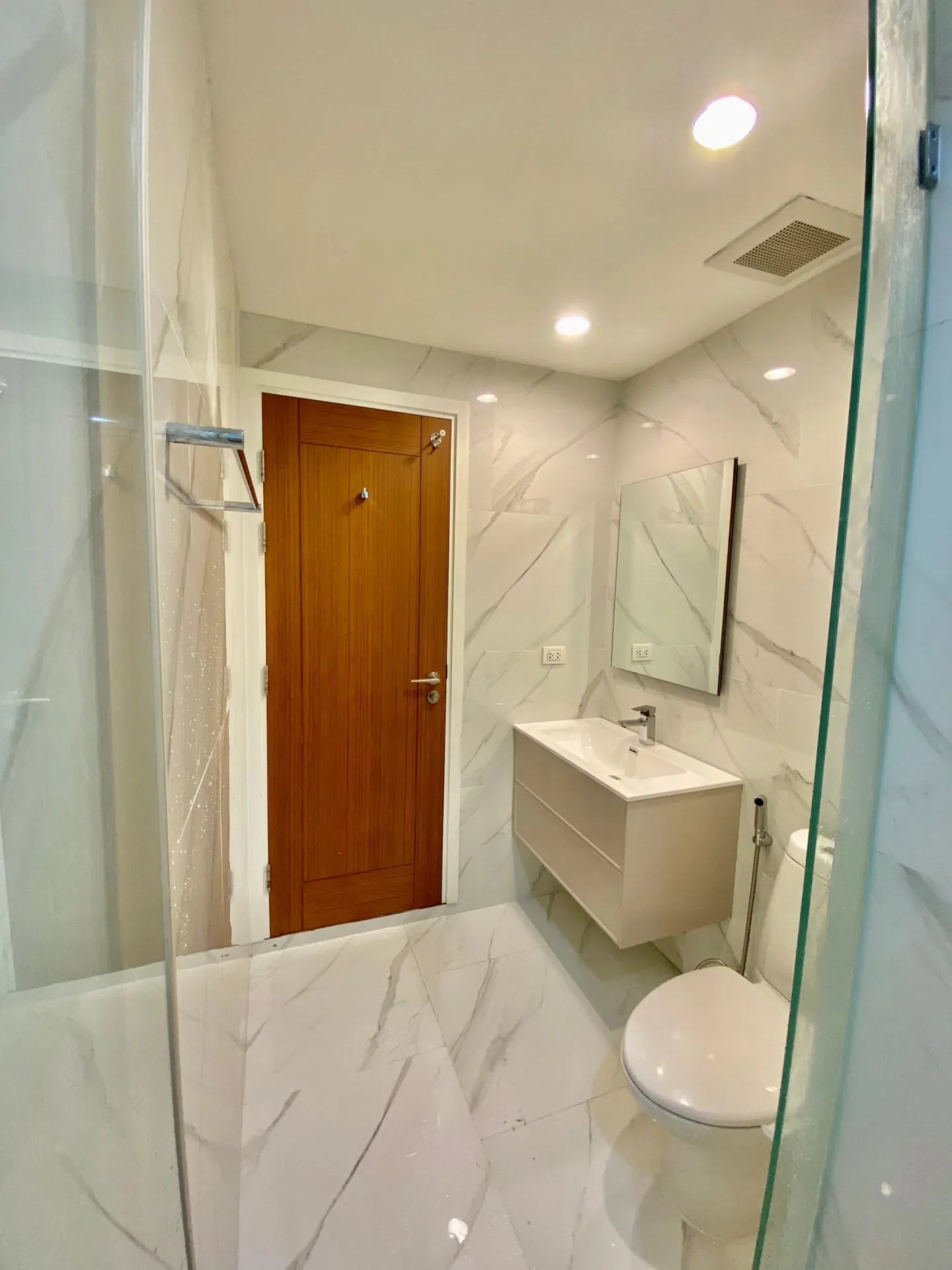 Property photos for Wind Sukhumvit 23