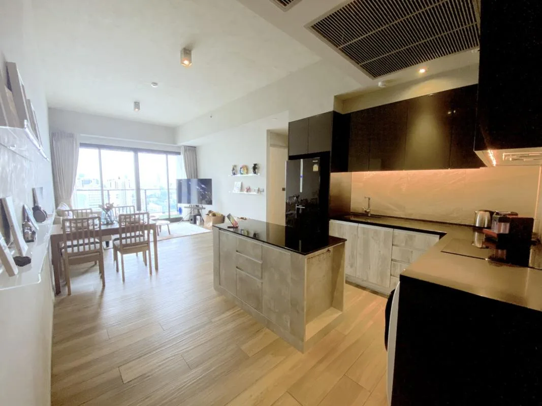 Property photos for The Lofts Asoke