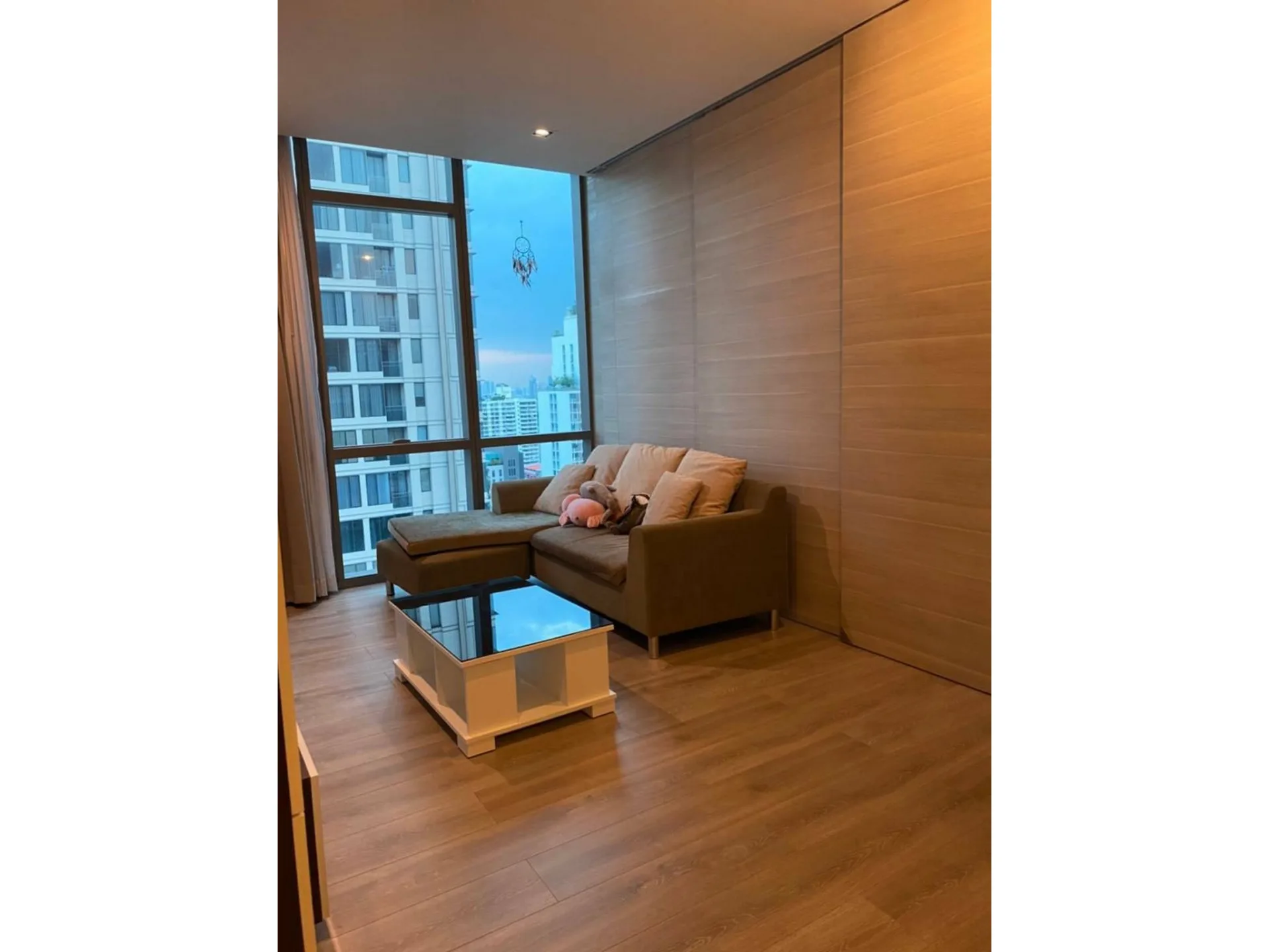Property photos for The Room Sukhumvit 21