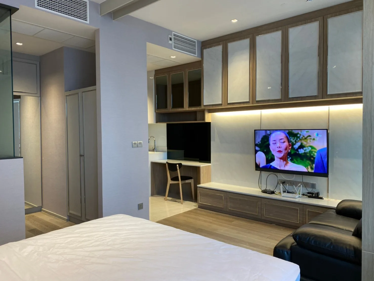 Property photos for Ashton Silom