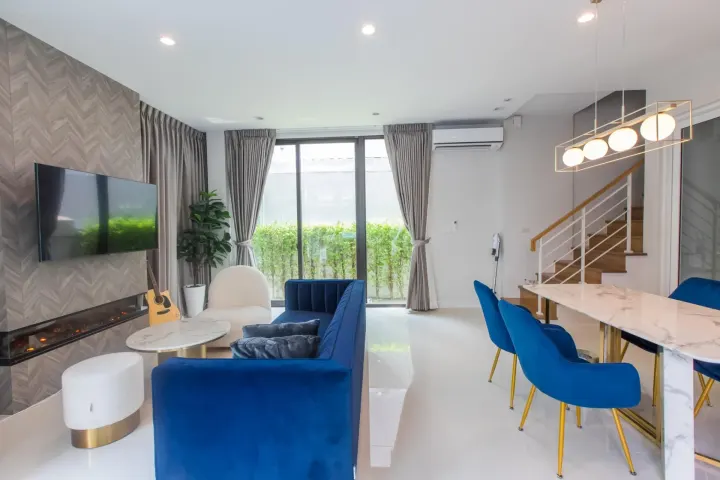 Property photos for Baan Klang Muang Classe Ekkamai-ramintra