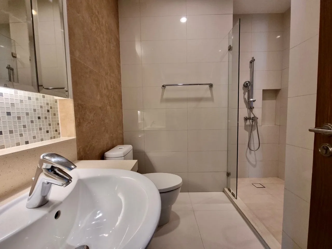Property photos for Bright Sukhumvit 24