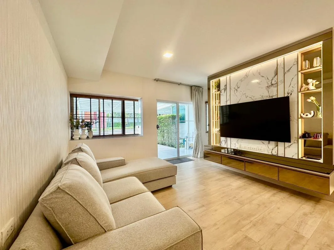 Property photos for Indy Bangna-ramkhamhaeng 2