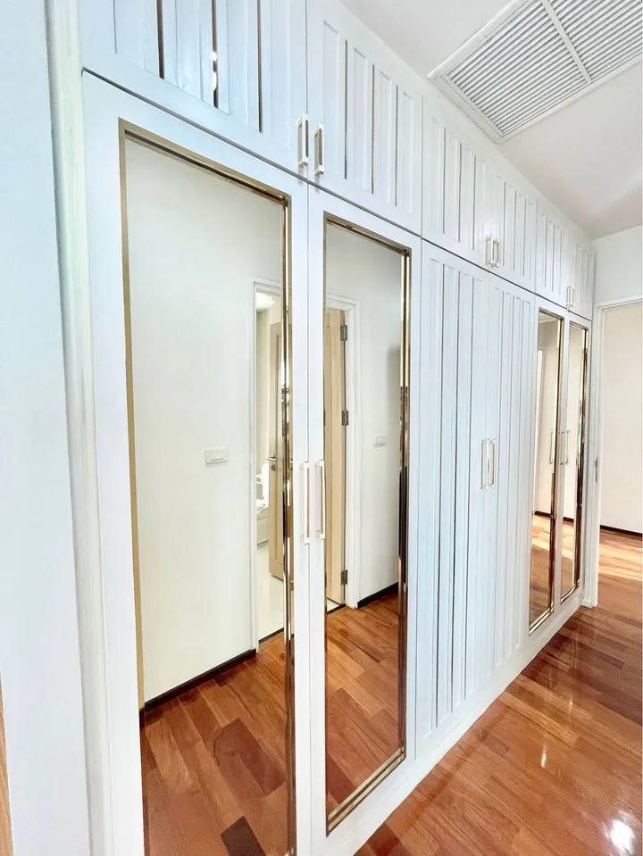 Property photos for Noble Ora