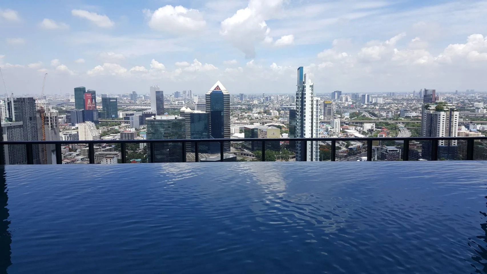 Property photos for Mazarine Ratchayothin