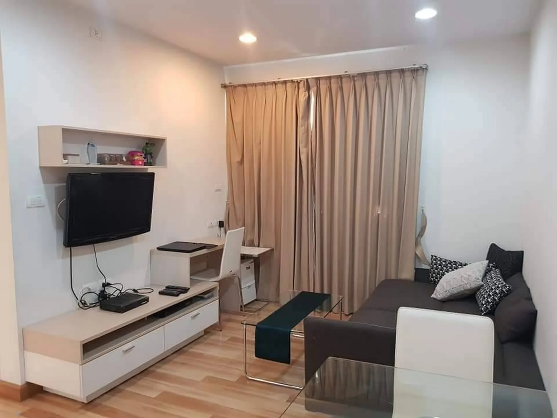 Property photos for Centric Scene Sukhumvit 64
