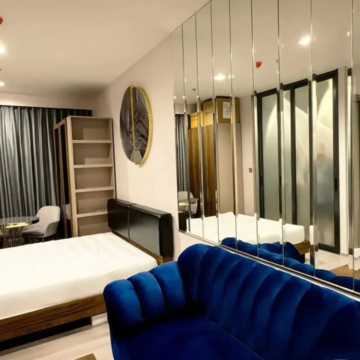 Property photos for Life Asoke Hype