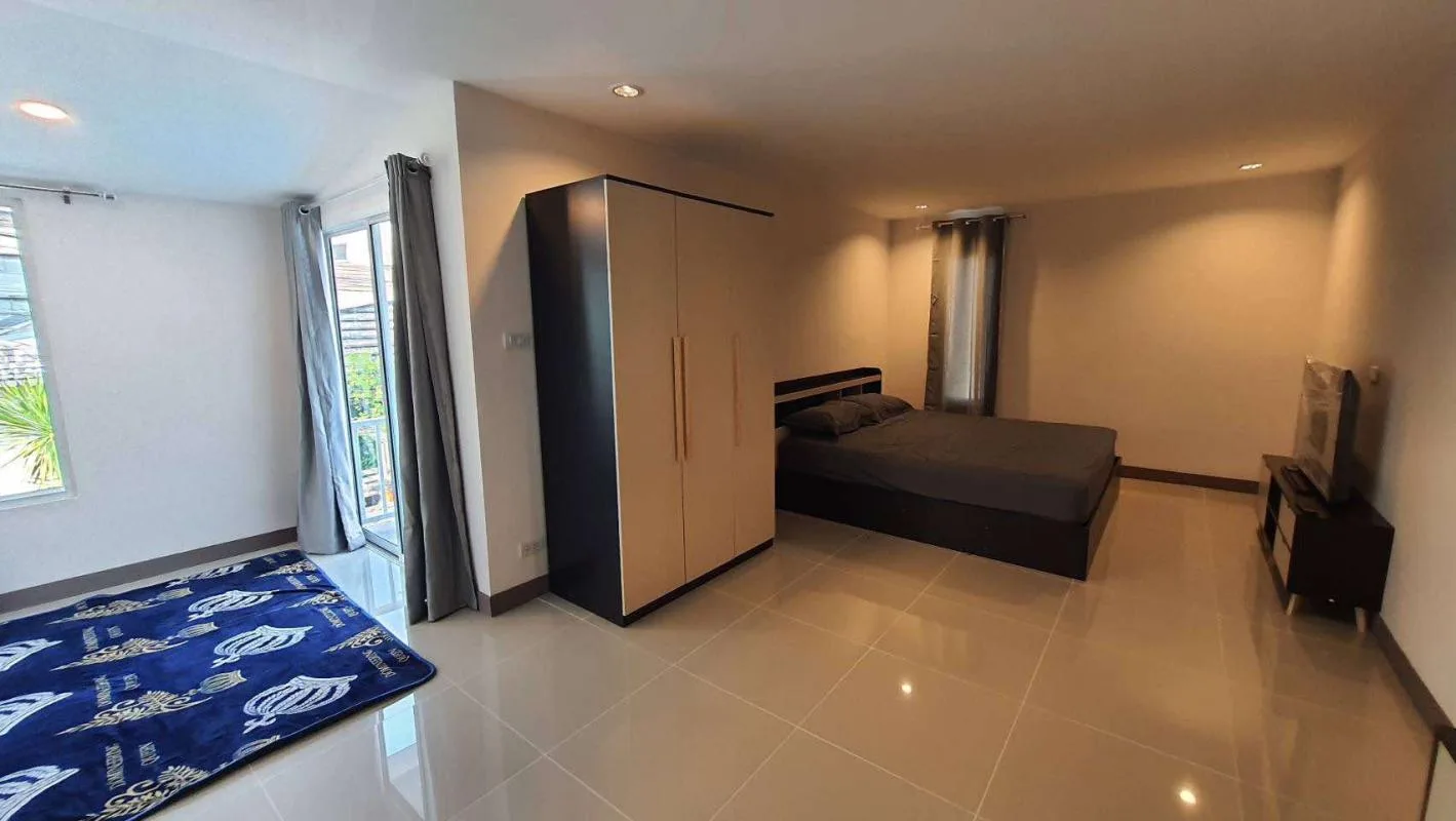 Property photos for Sri Bearing Place