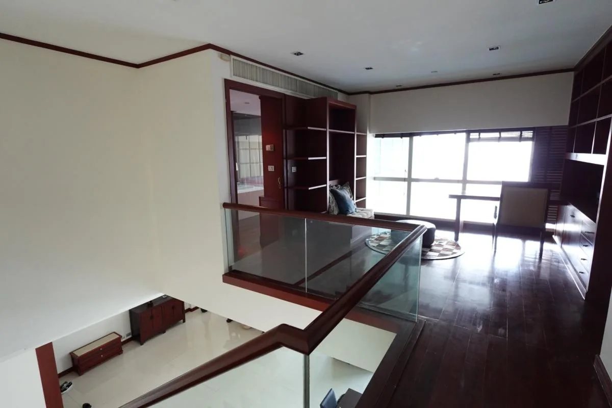Property photos for Le Raffine Jambunuda Sukhumvit 31