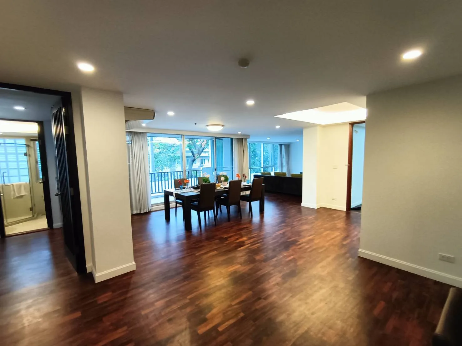 Property photos for Sathorn Gallery Residences