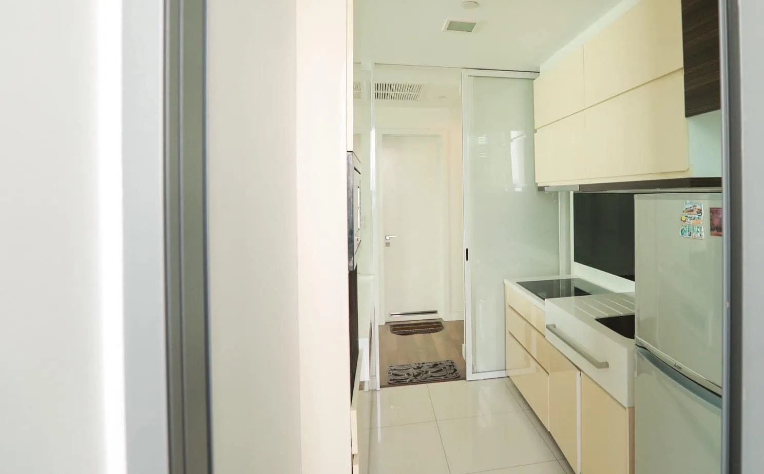 Property photos for The Room Sukhumvit 62