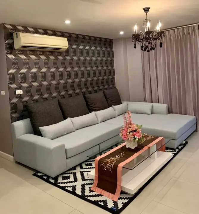 Property photos for The Clover Thonglor