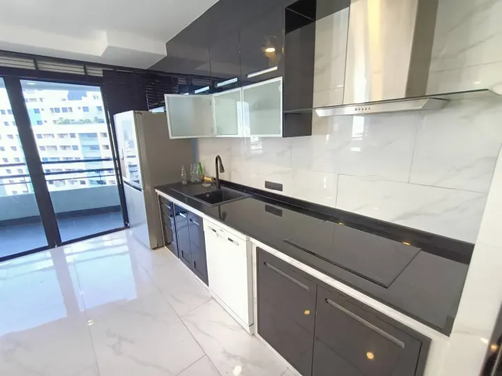 Property photos for Moon Tower