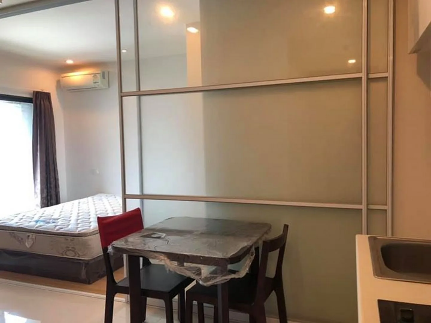 Property photos for Sense Phaholyothin