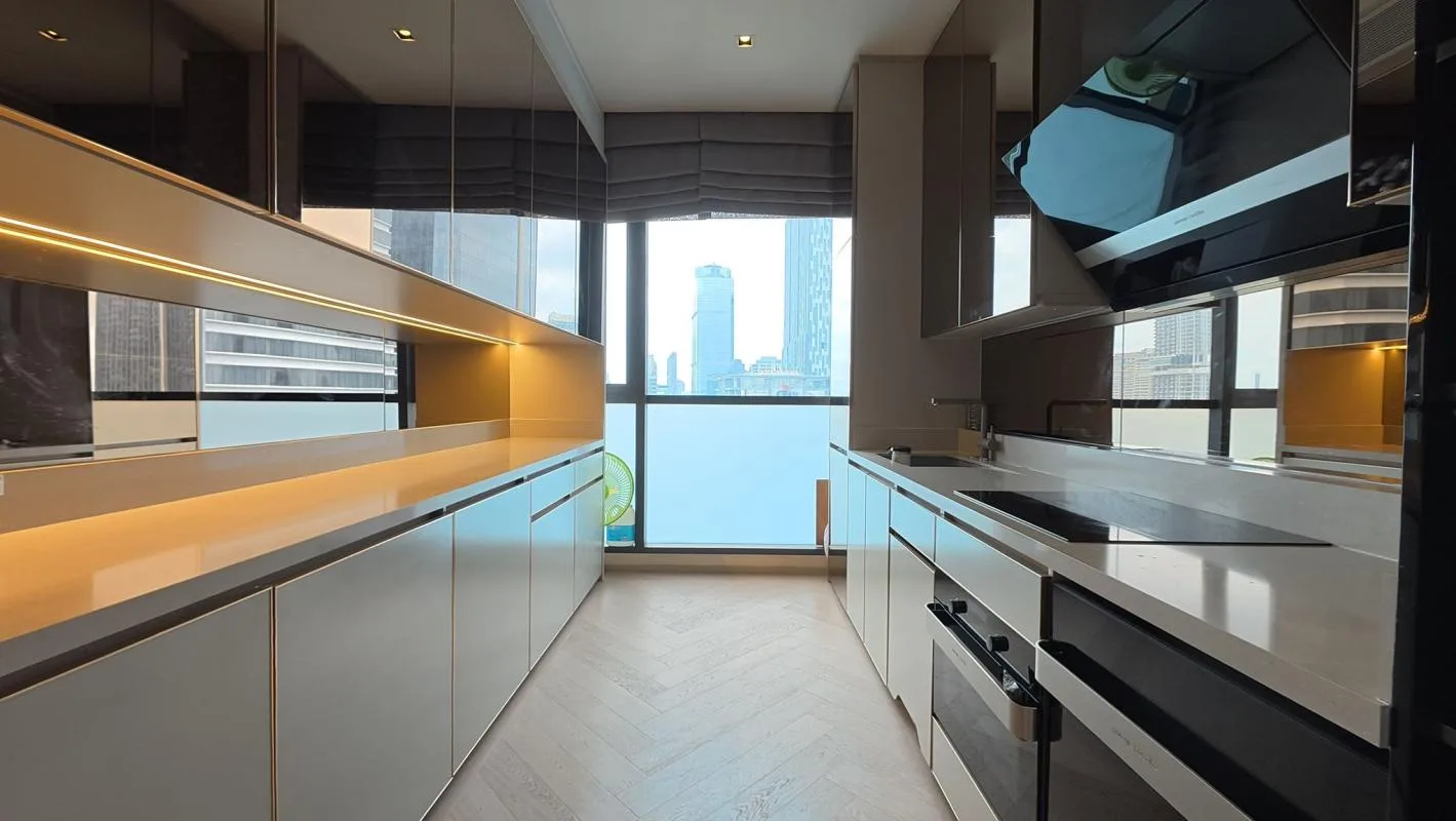 Property photos for The Reserve Sathorn