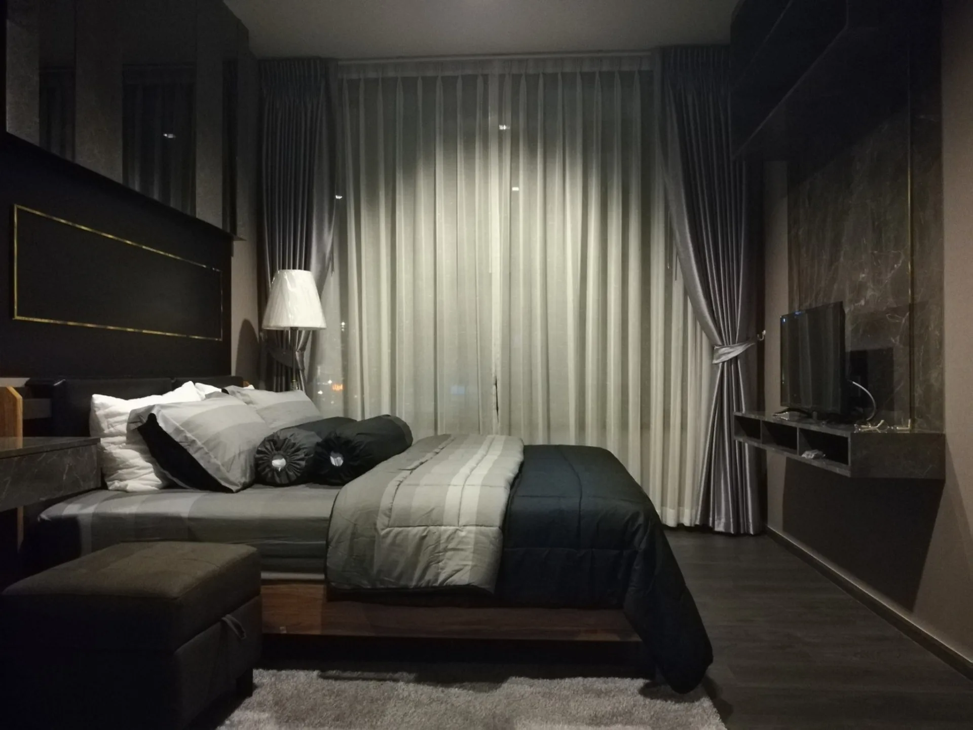 Property photos for Edge Sukhumvit 23