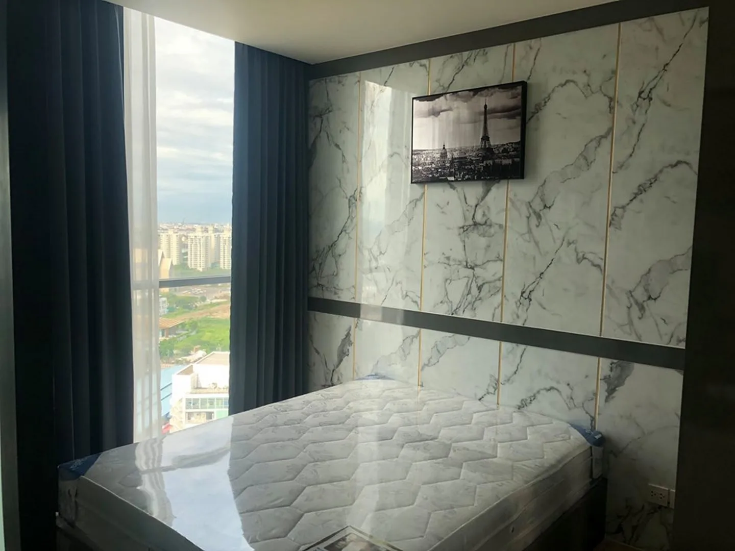 Property photos for Noble Revolve