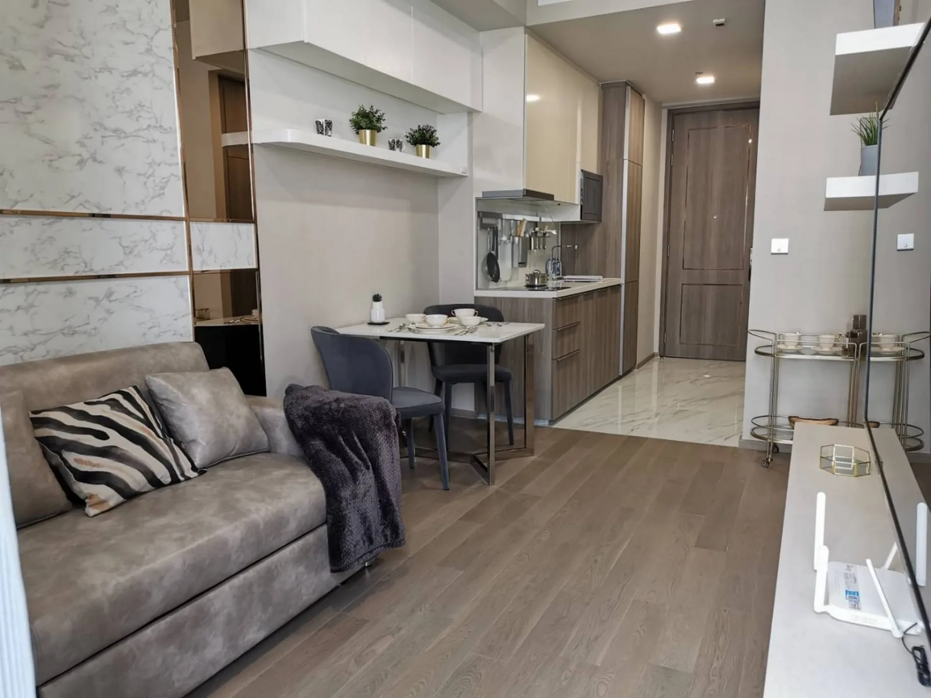 Property photos for Celes Asoke
