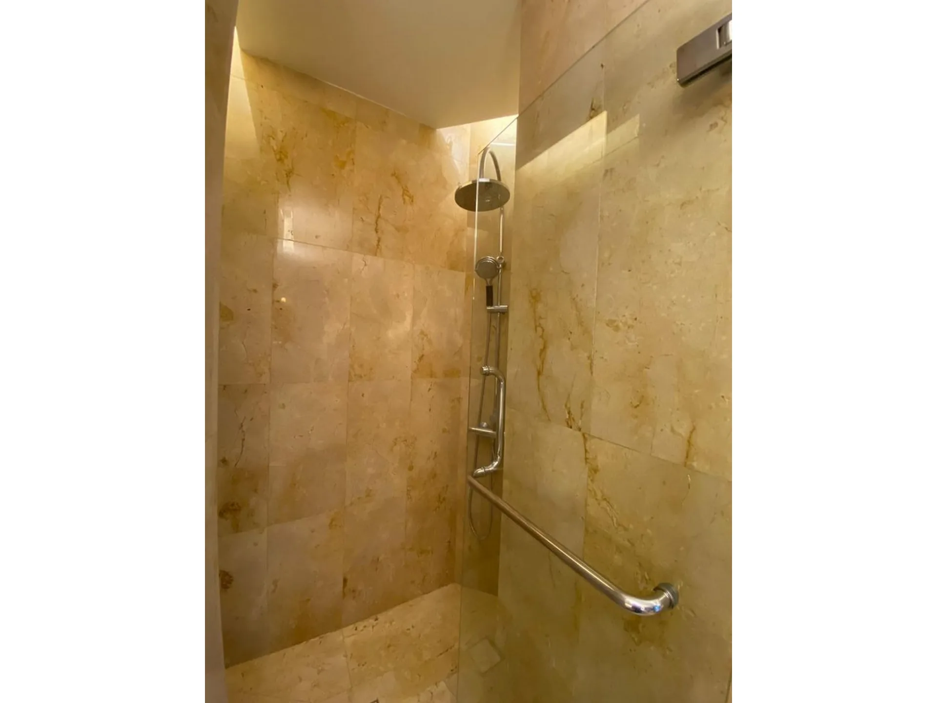 Property photos for Vincente Sukhumvit 49