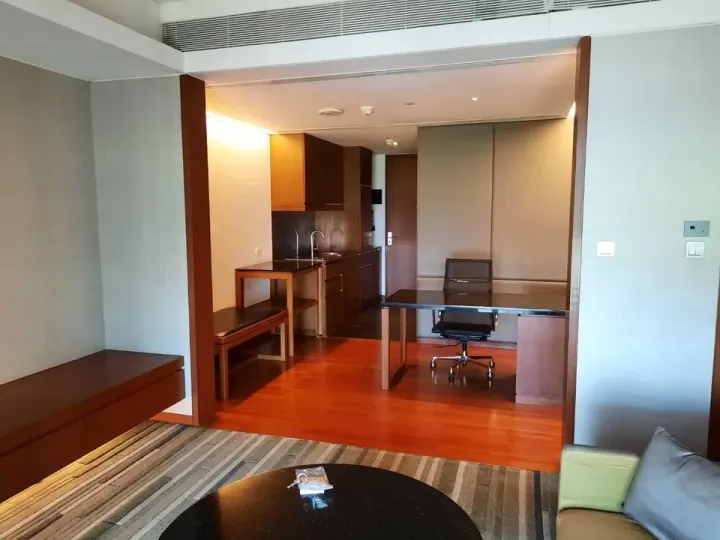Property photos for Hansar Rajdamri