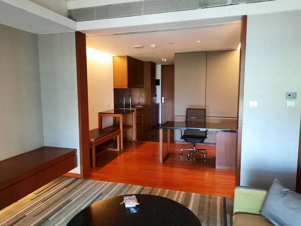 Property photos for Hansar Rajdamri