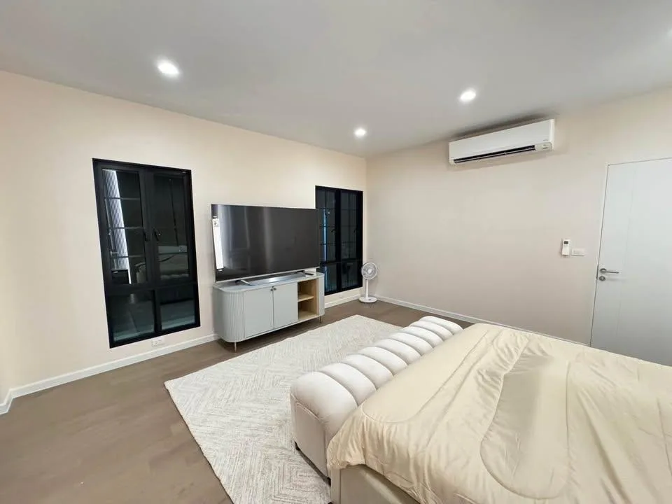 Property photos for Burasiri Panya Indra