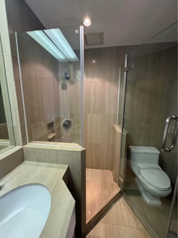 Property photos for Langsuan Ville