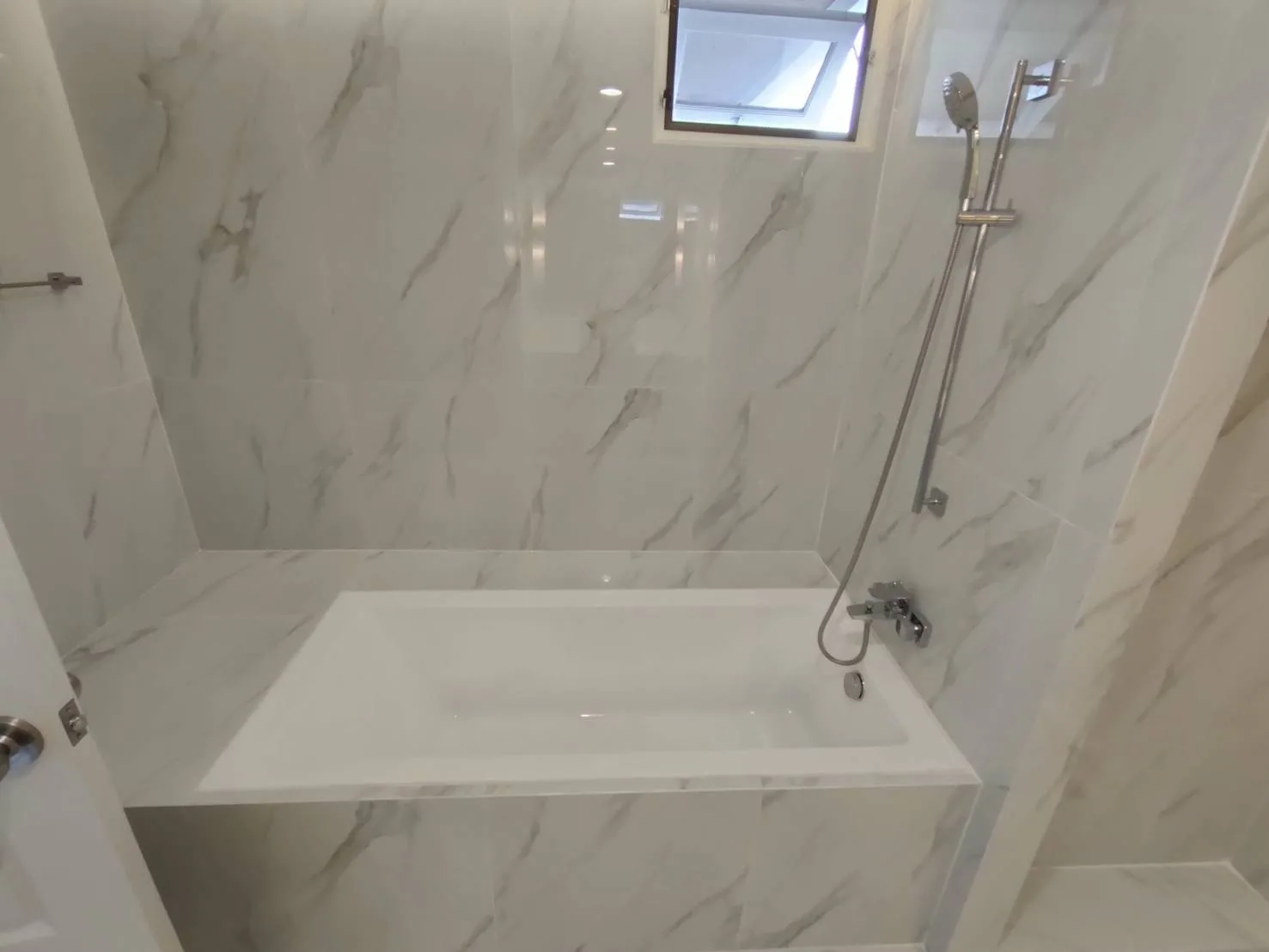 Property photos for Tipamas Mansion