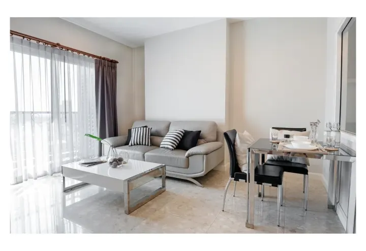 Property photos for The Crest Sukhumvit 34