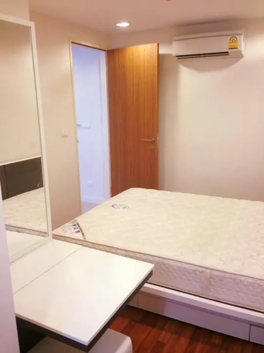 Property photos for Zenith Place Sukhumvit 42
