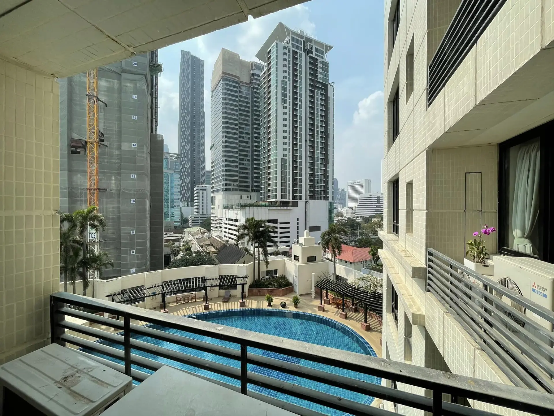 Property photos for Baan Piya Sathorn