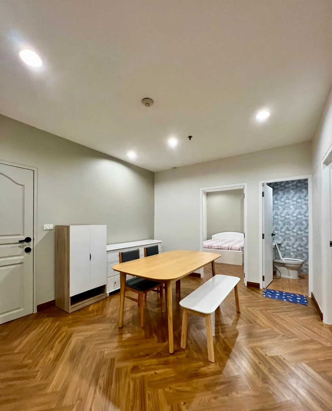 Property photos for Pathumwan Resort