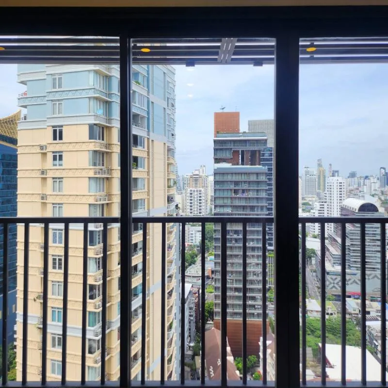 Property photos for Park Origin Thonglor