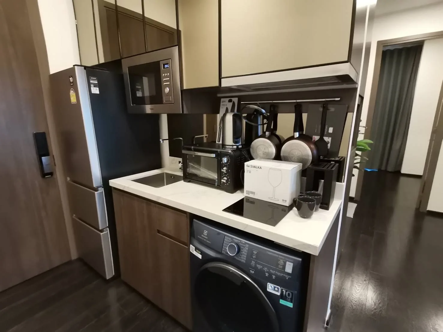 Property photos for Park Origin Thonglor