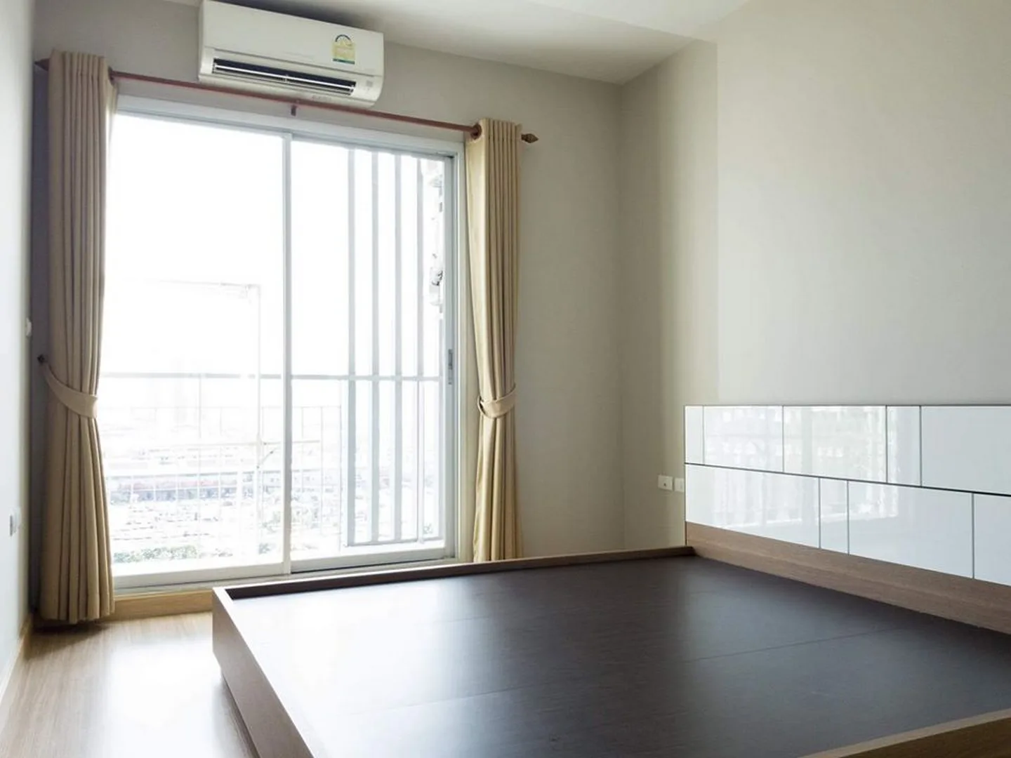 Property photos for CU Terrace