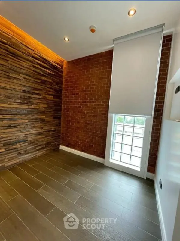 Property photos for Penthouse Condominium 3