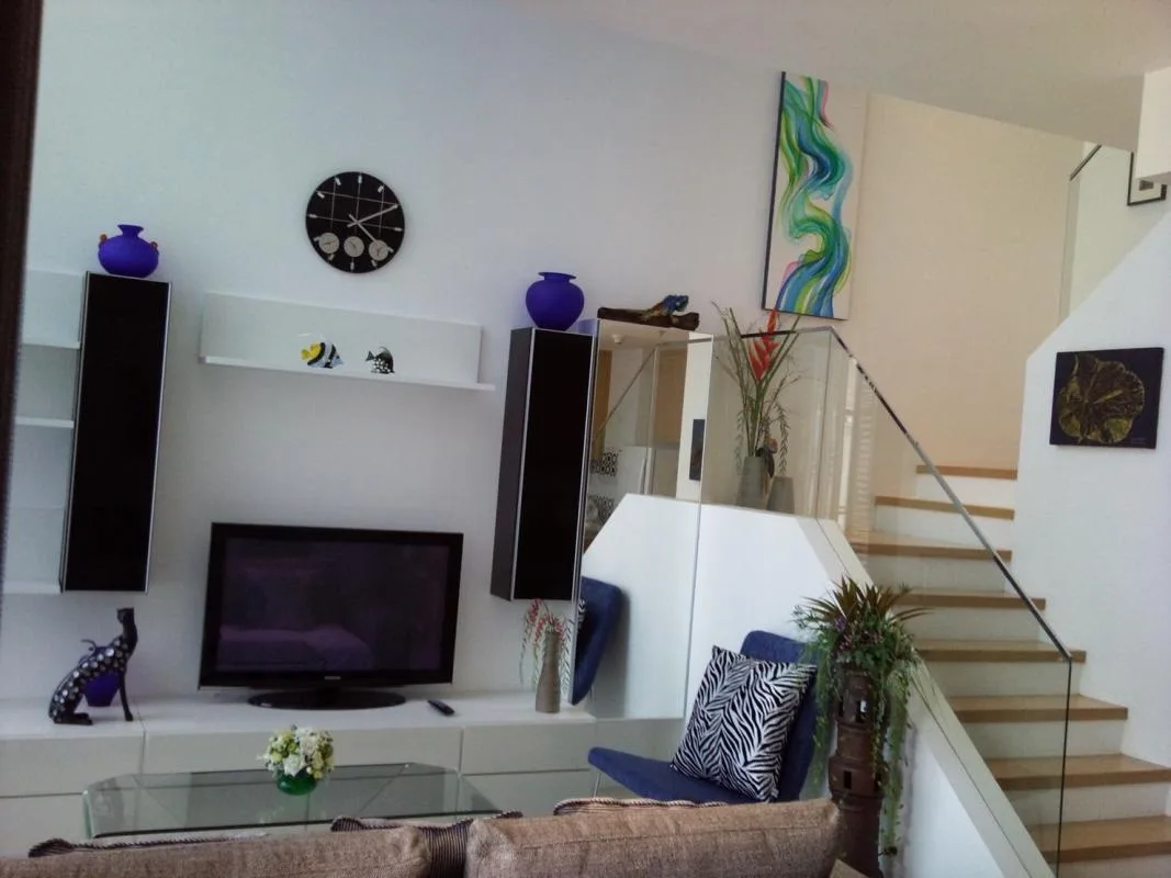 Property photos for Villa Rachatewi