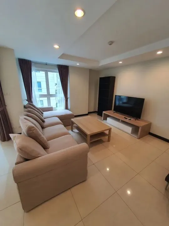 Property photos for Avenue 61